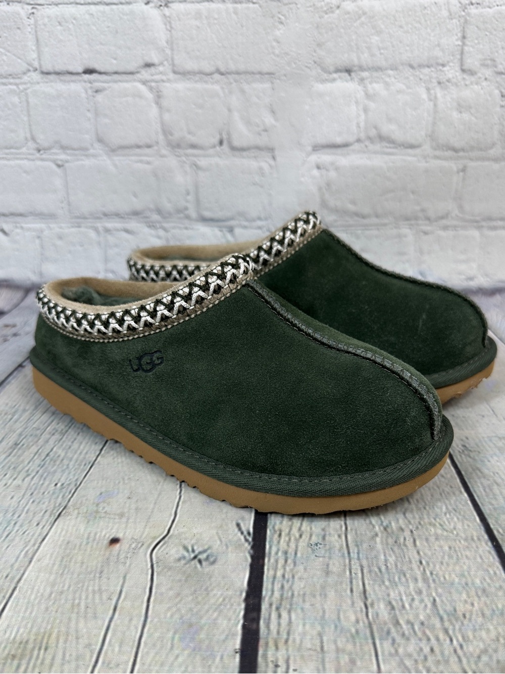 UGG Tasman II suede slippers forest green big girls size 3